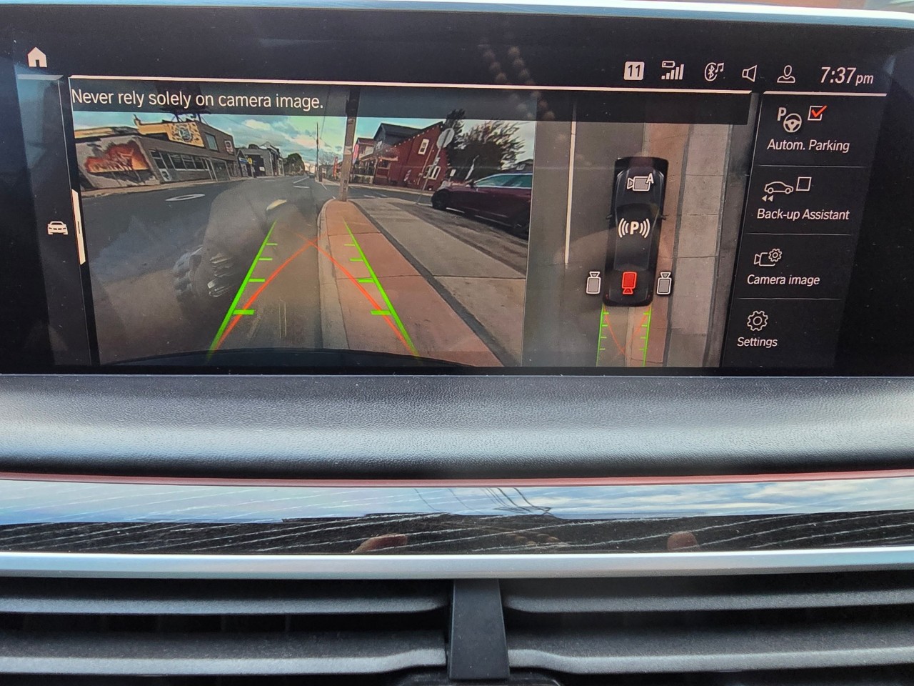 2020 BMW 7 Series photo 16