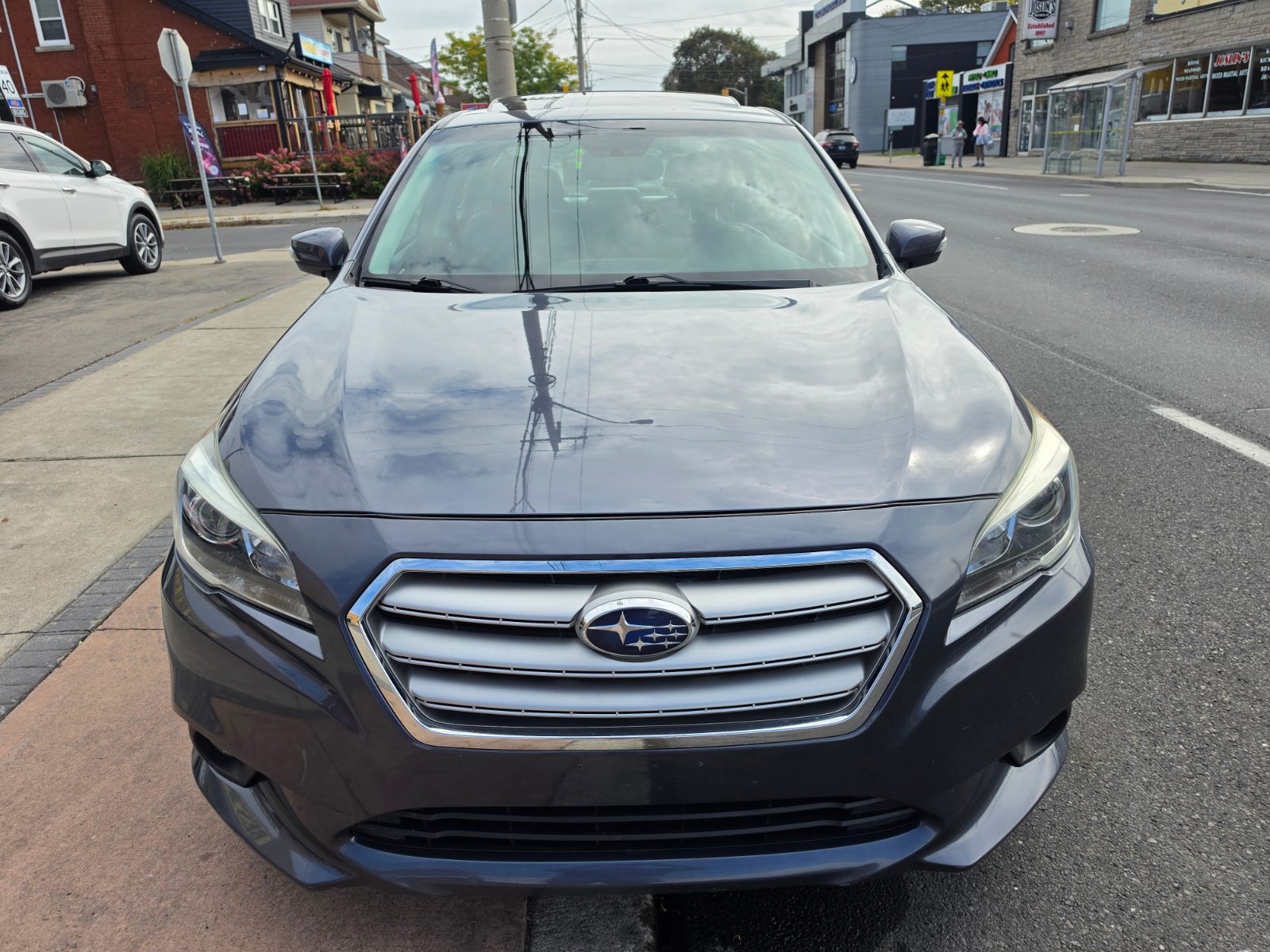 2016 Subaru Legacy photo 2