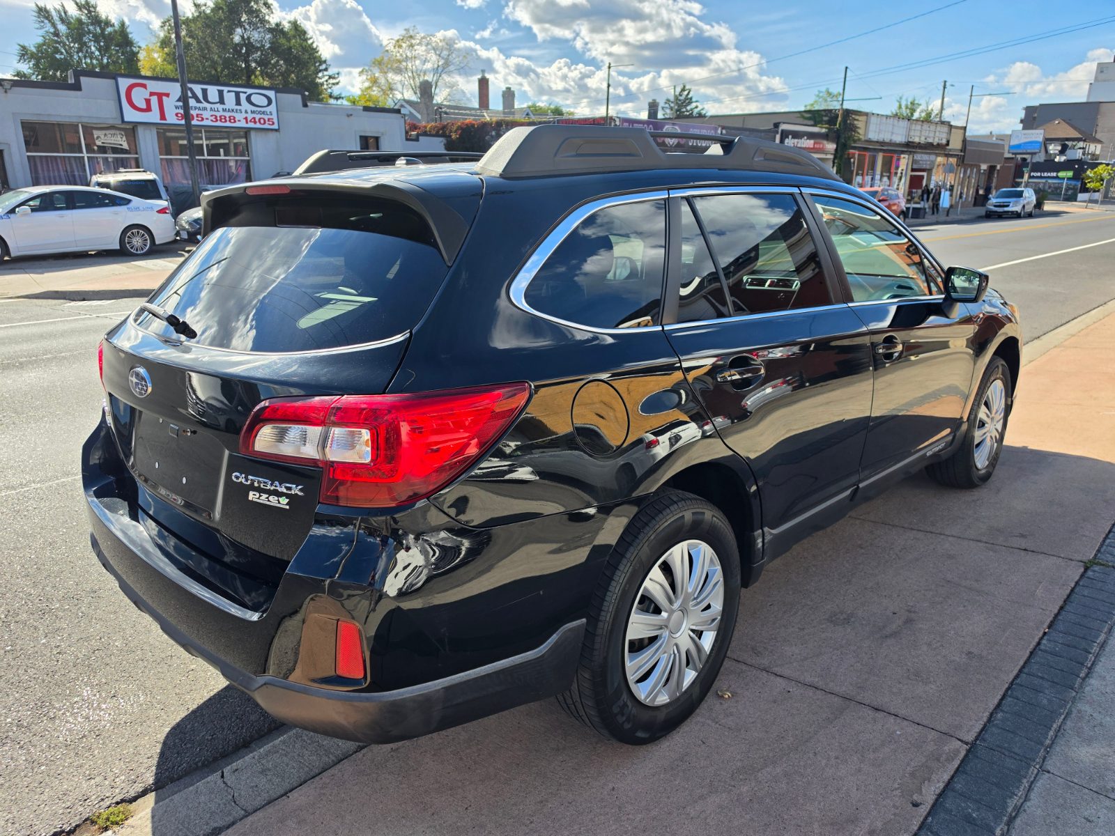 2017 Subaru Outback photo 7