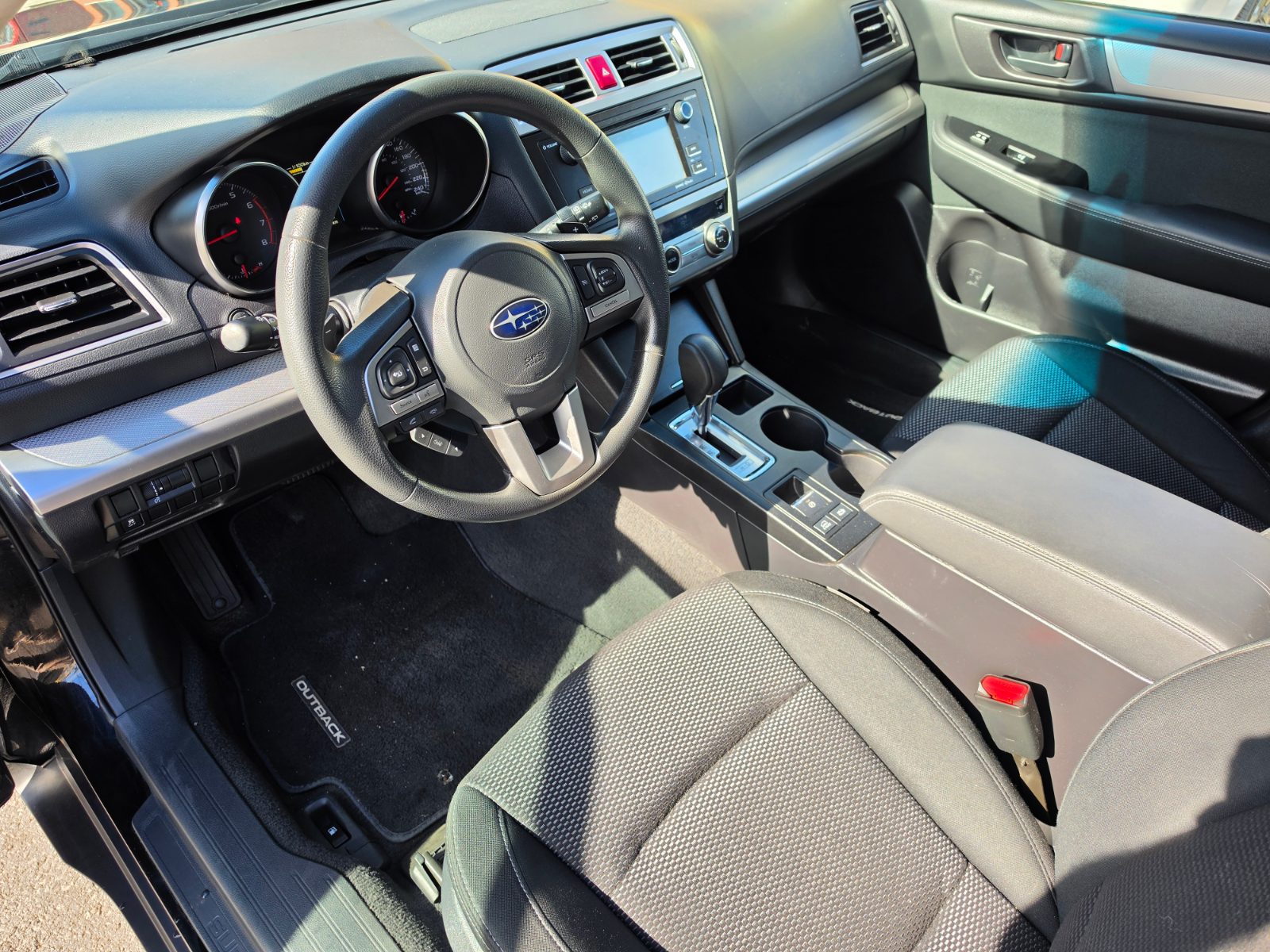 2017 Subaru Outback photo 10