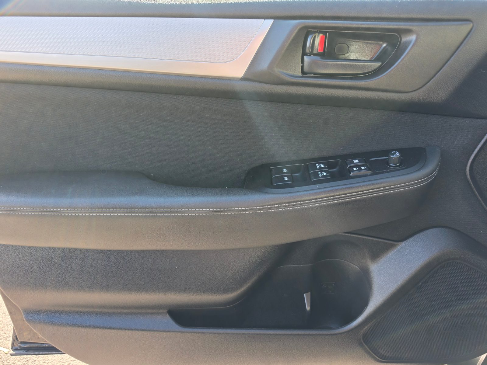 2017 Subaru Outback photo 19