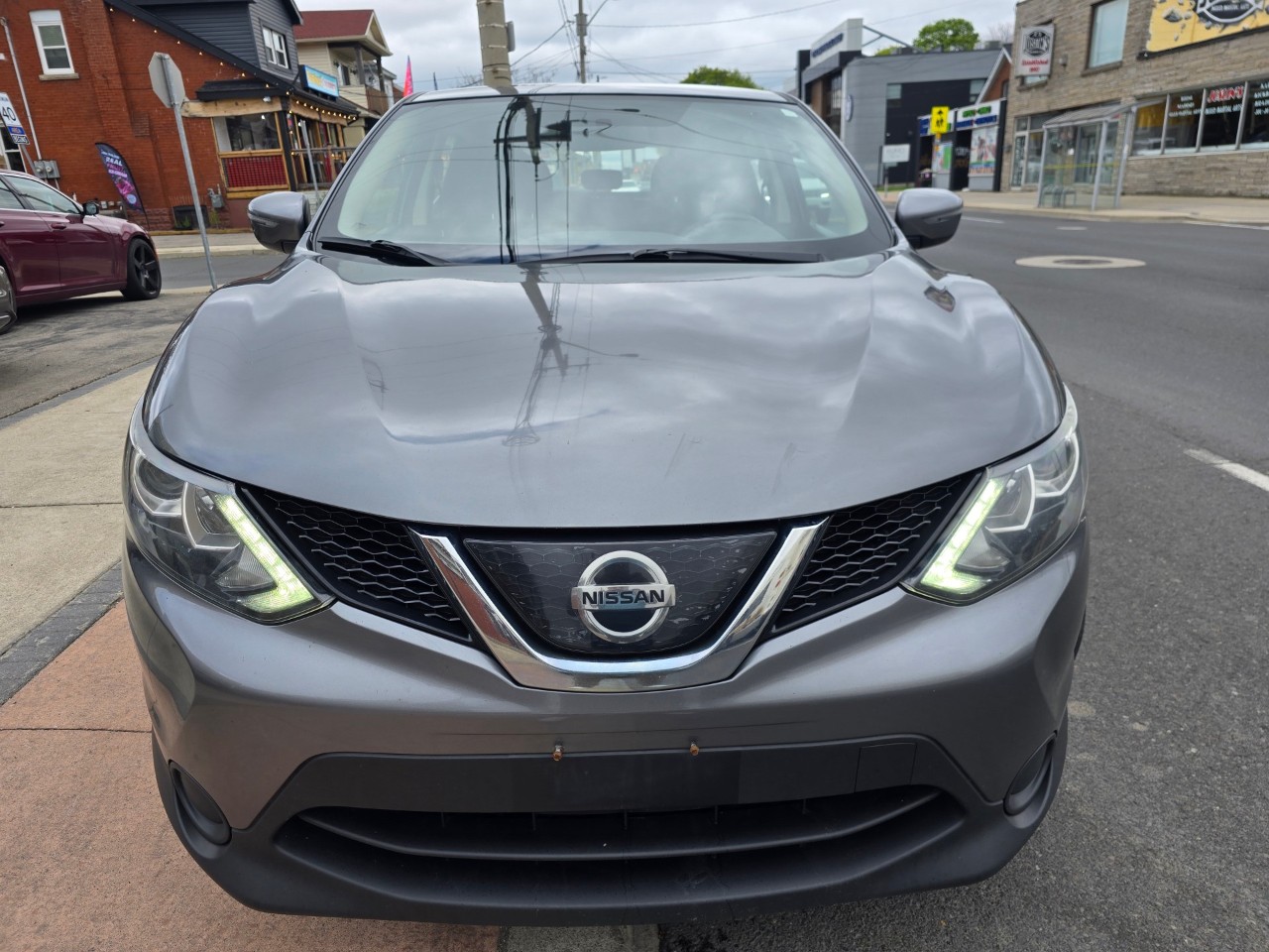 2019 Nissan Qashqai photo 2
