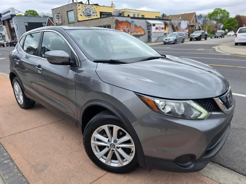 2019 Nissan Qashqai photo 1