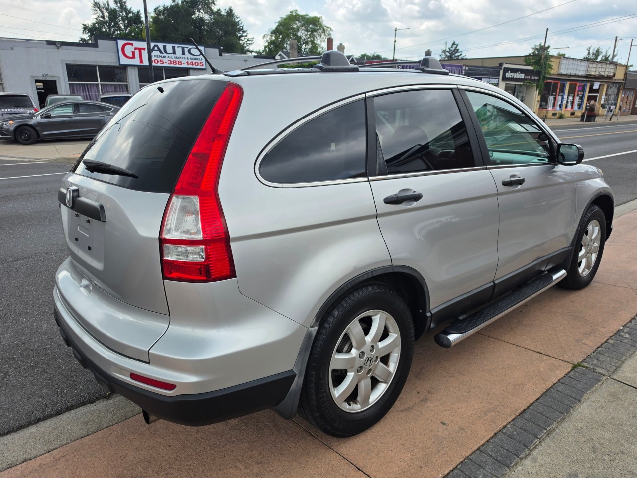 2010 Honda CR-V photo 7