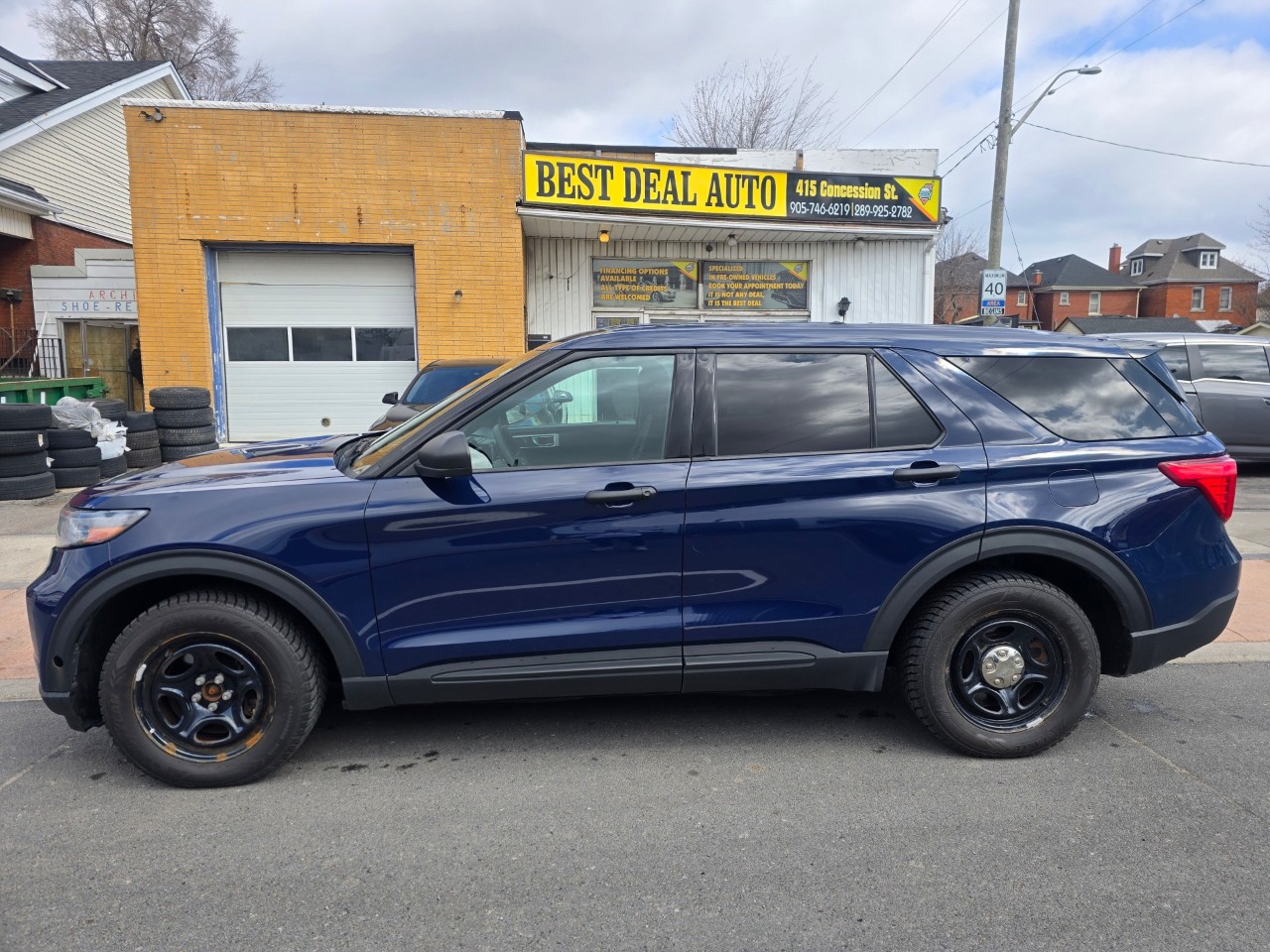 2020 Ford Explorer photo 4