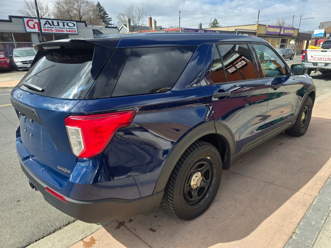 2020 Ford Explorer photo 7
