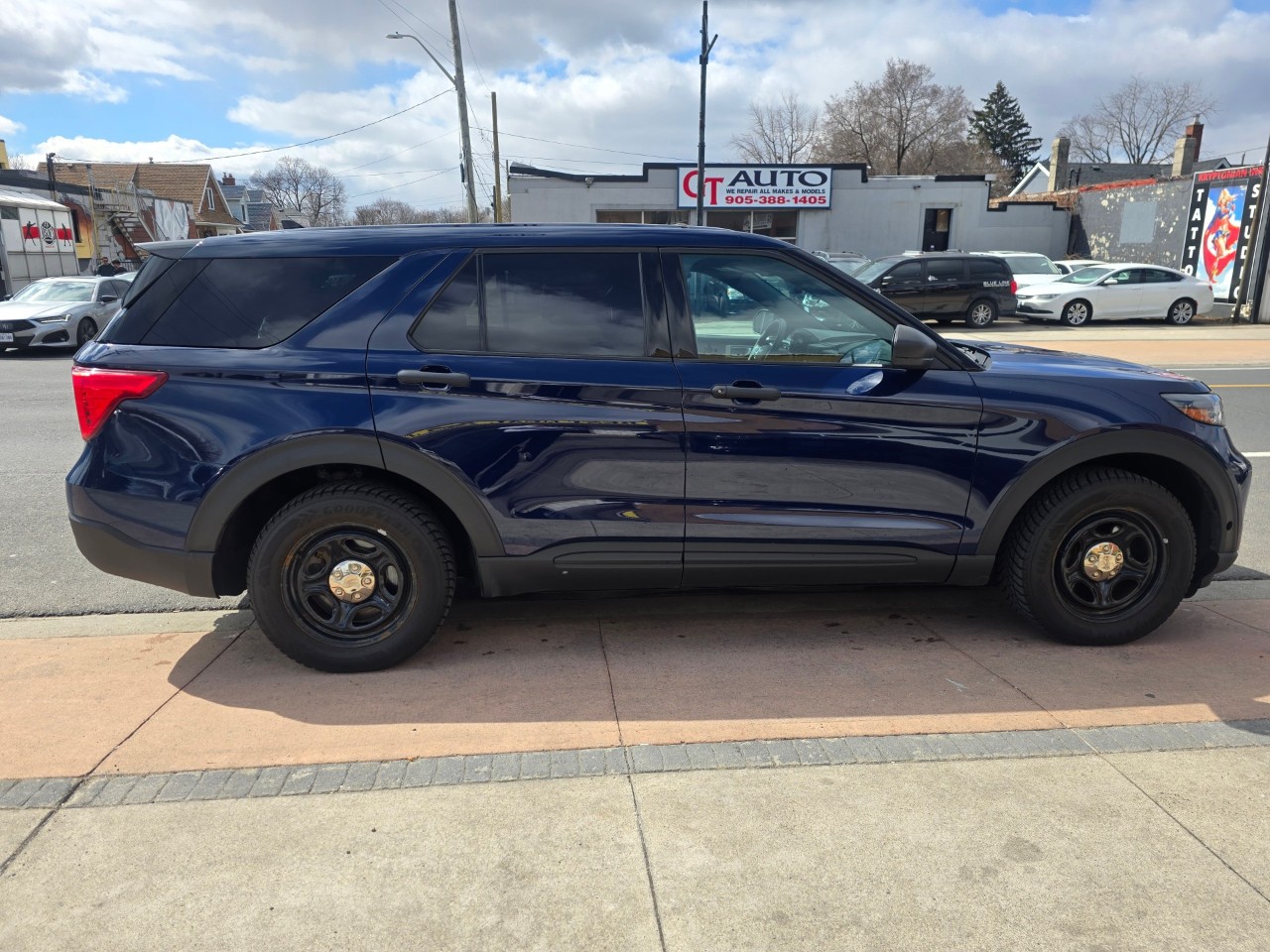 2020 Ford Explorer photo 8