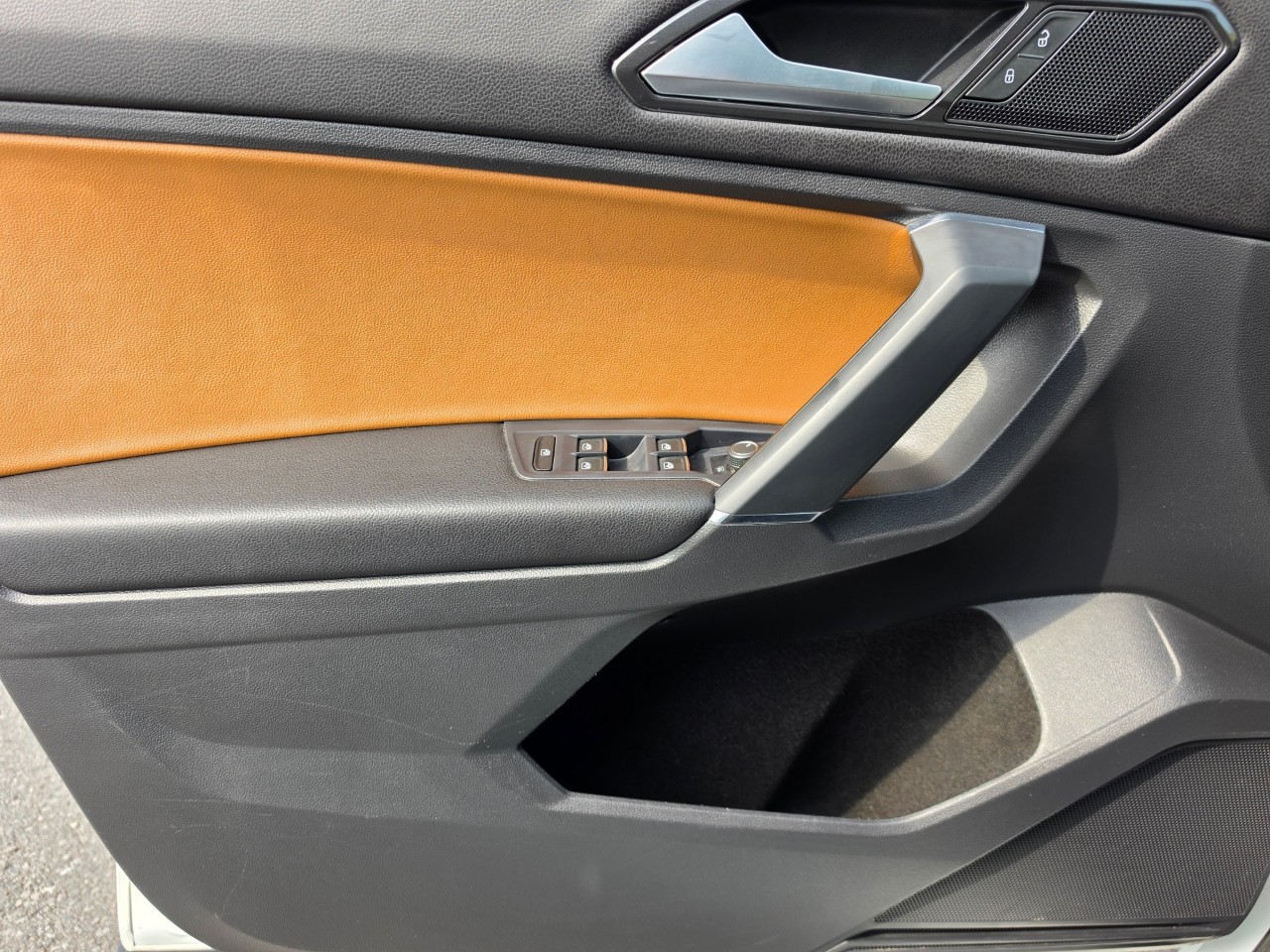 2018 Volkswagen Tiguan photo 20
