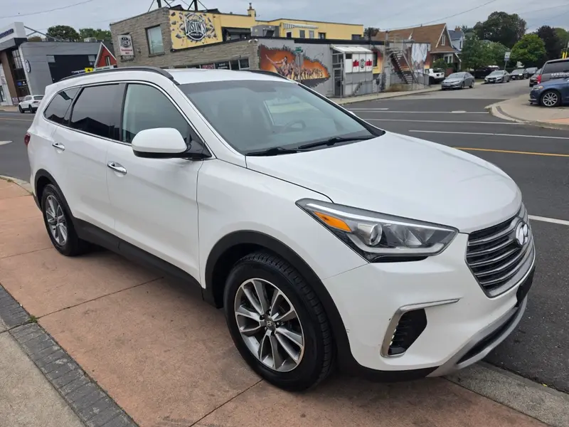 2018 Hyundai Santa Fe XL photo 1