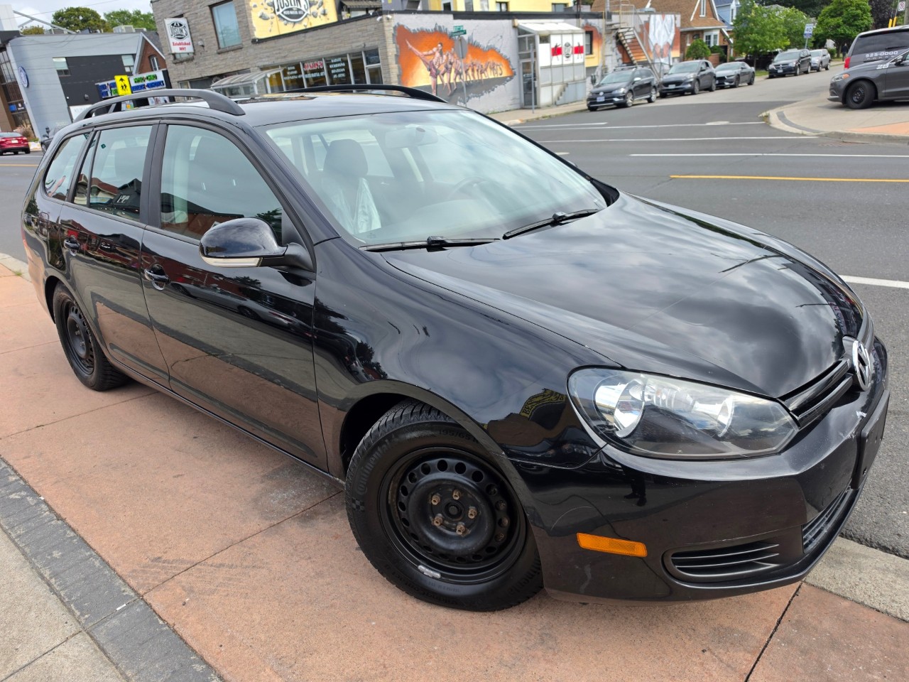 2014 Volkswagen Golf Wagon photo 1