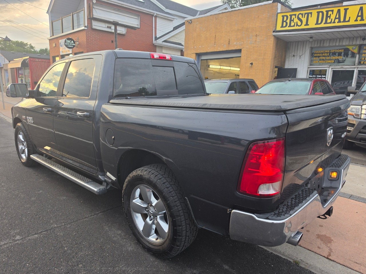 2015 Ram 1500 photo 5