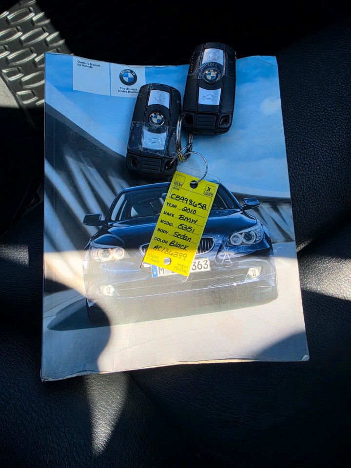 2010 BMW 5 Series photo 15