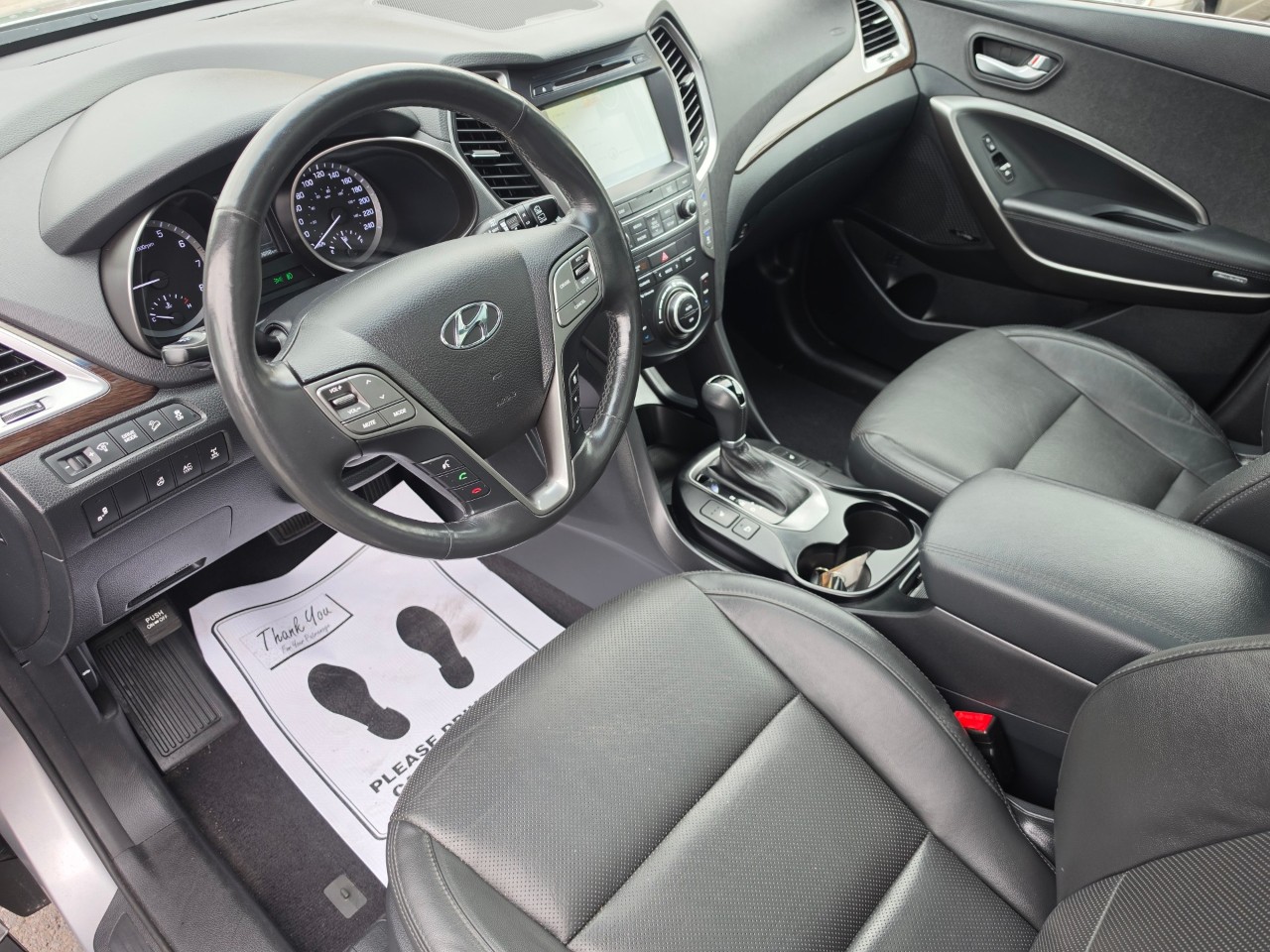2017 Hyundai Santa Fe XL photo 10
