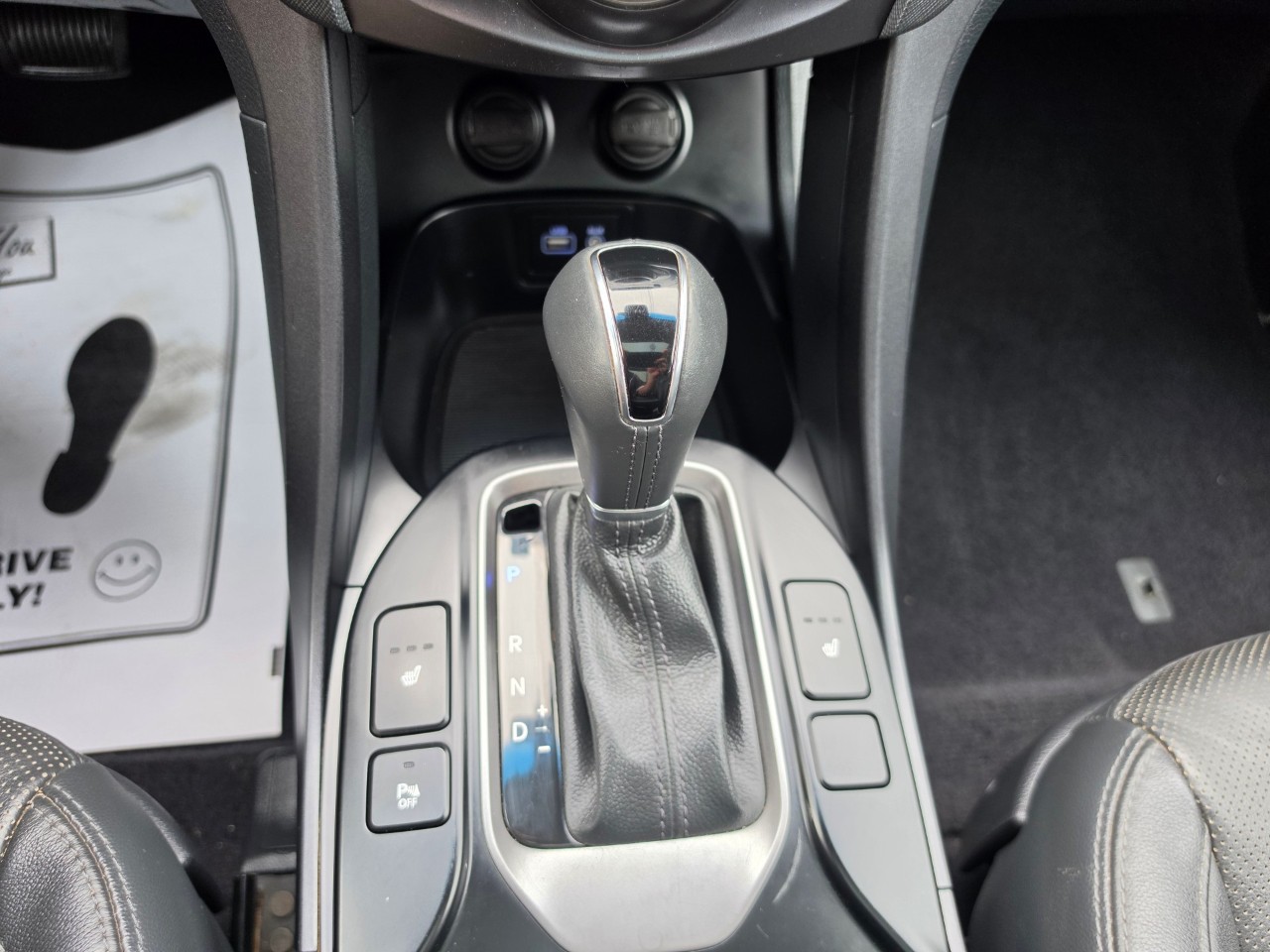 2017 Hyundai Santa Fe XL photo 16