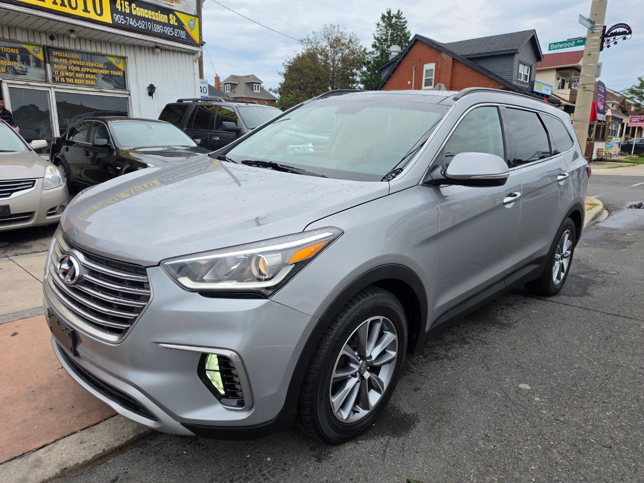 2017 Hyundai Santa Fe XL photo 3