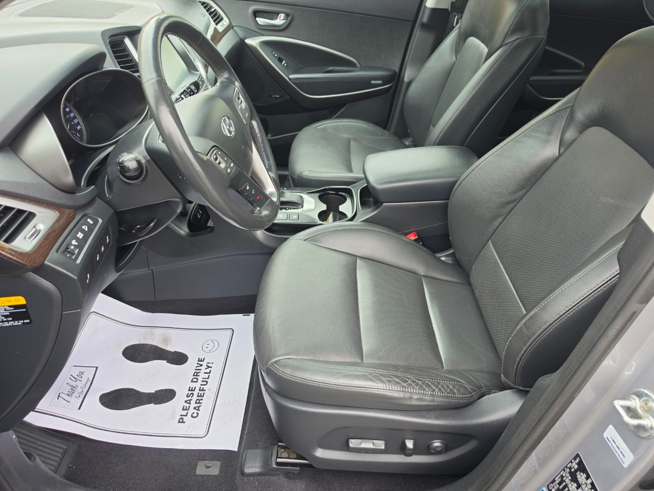 2017 Hyundai Santa Fe XL photo 9