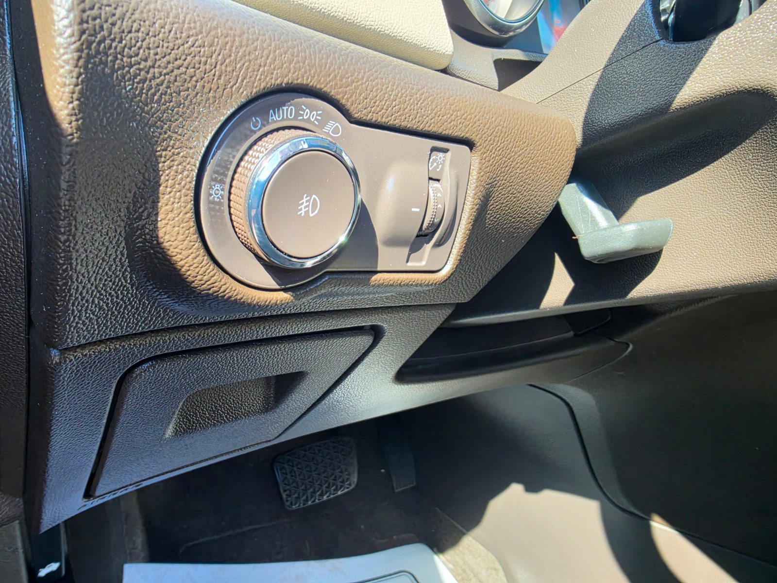 2013 Buick Verano photo 19