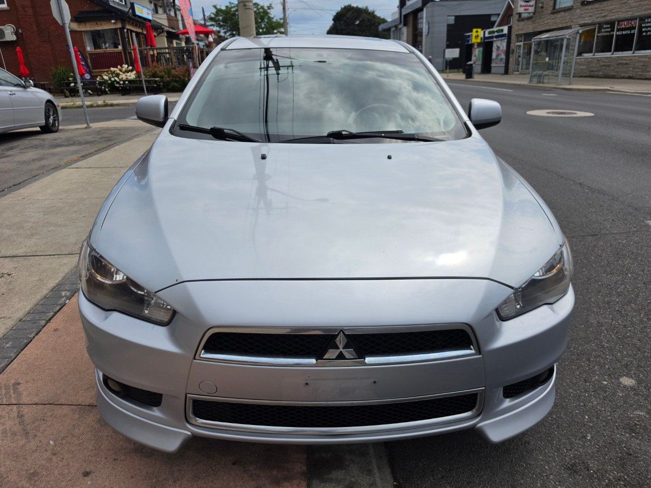 2014 Mitsubishi Lancer photo 2