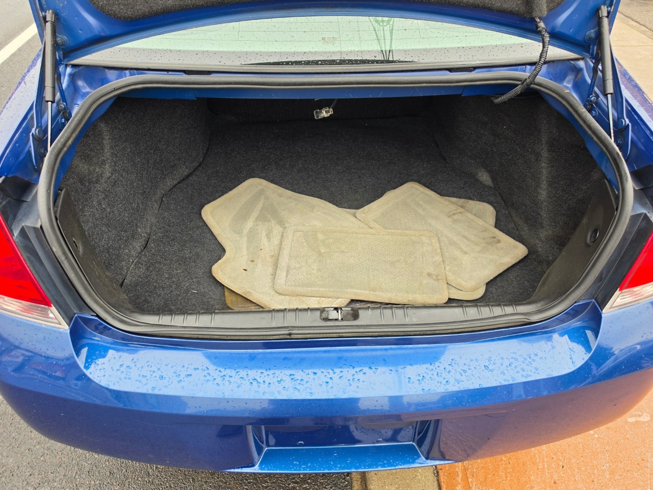 2006 Chevrolet Impala photo 14