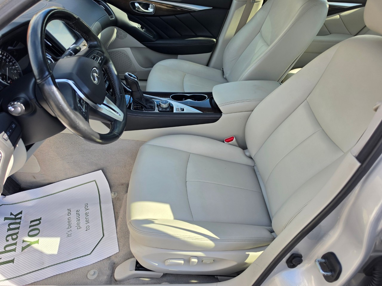 2018 INFINITI Q50 photo 9