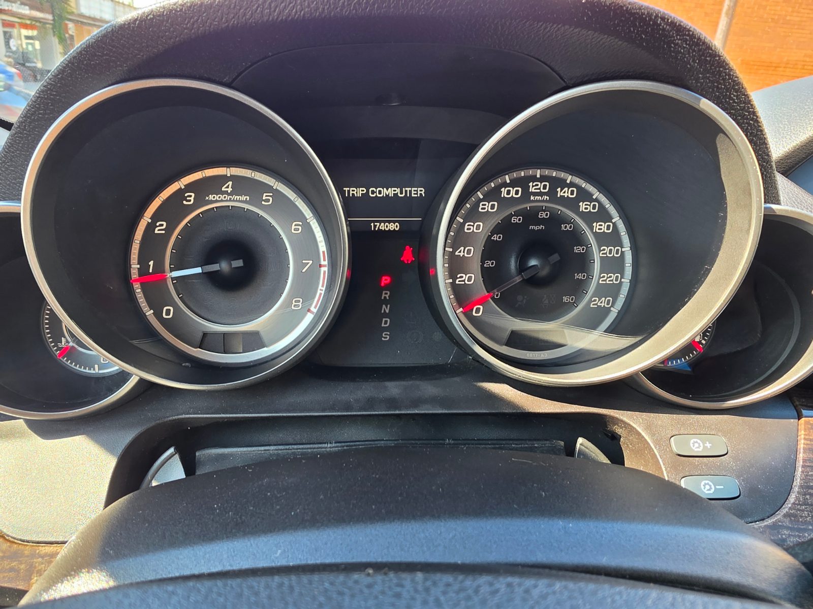 2011 Acura MDX photo 18
