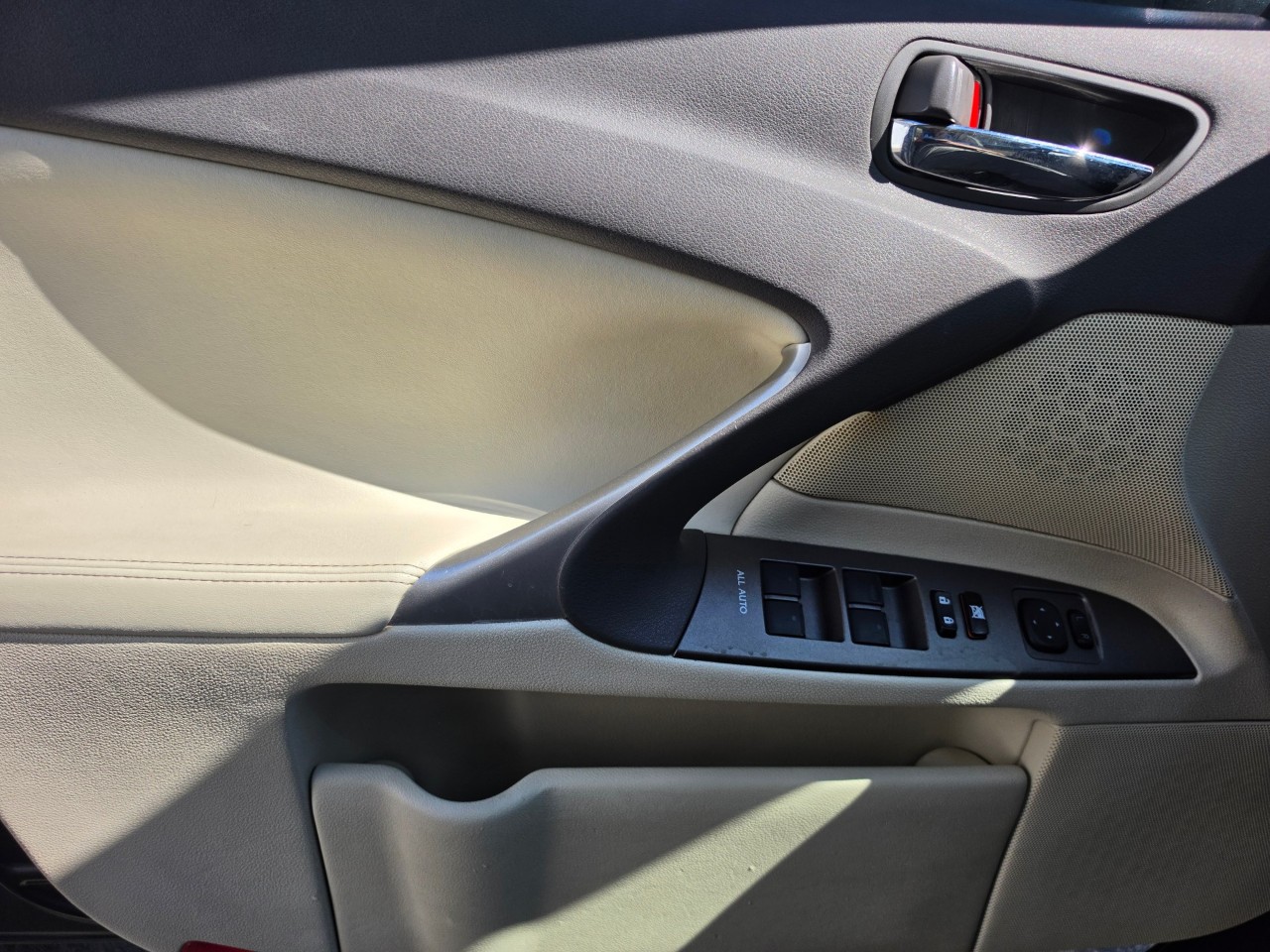 2009 Lexus IS 250 photo 19