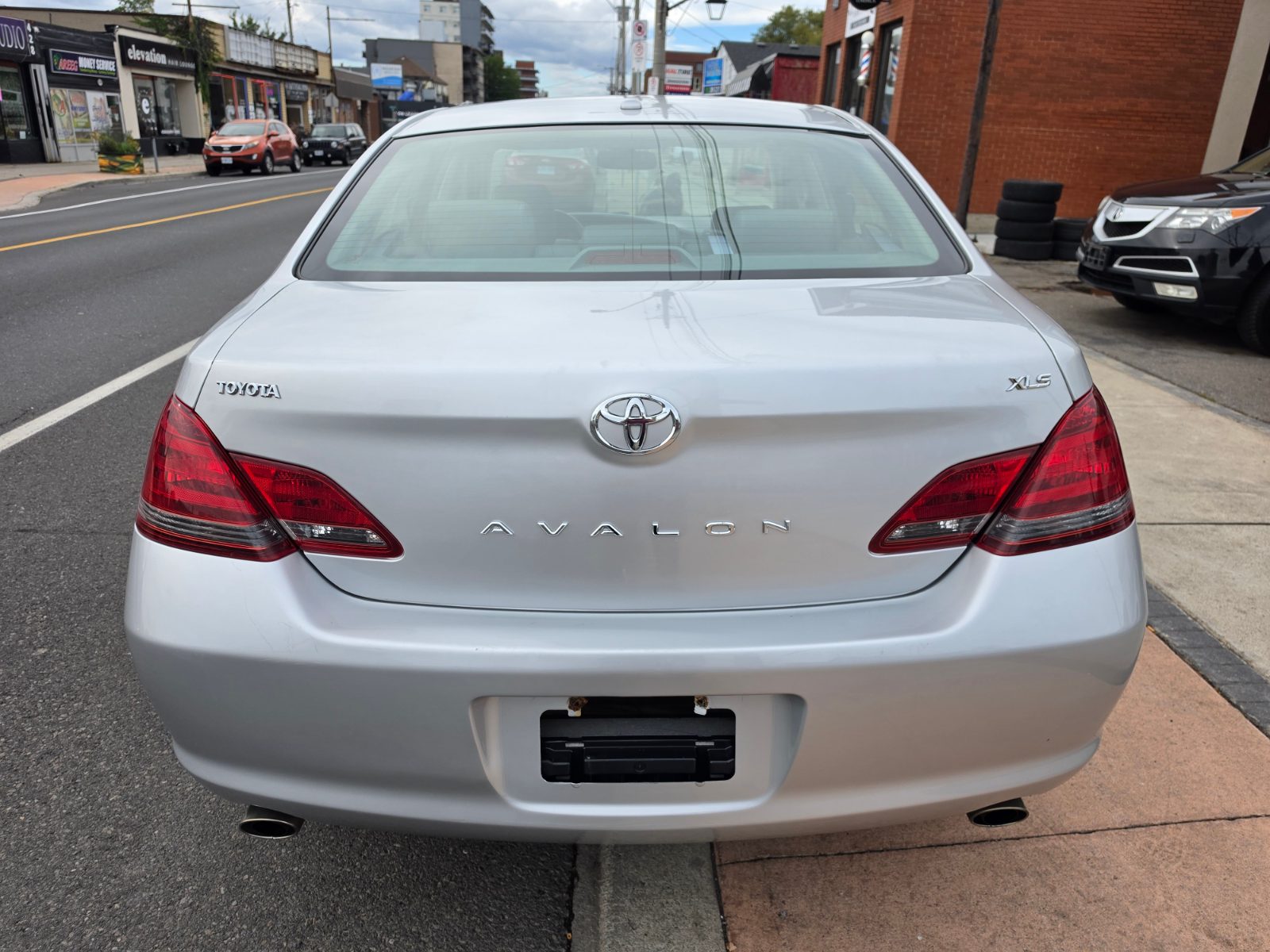 2009 Toyota Avalon photo 6