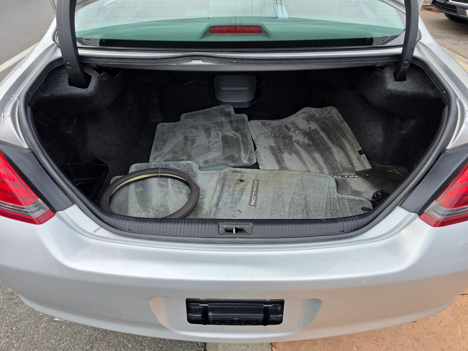 2009 Toyota Avalon photo 13