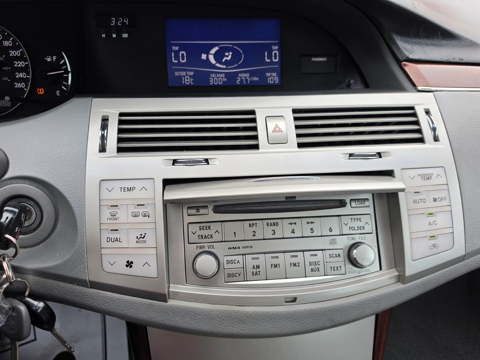 2009 Toyota Avalon photo 15