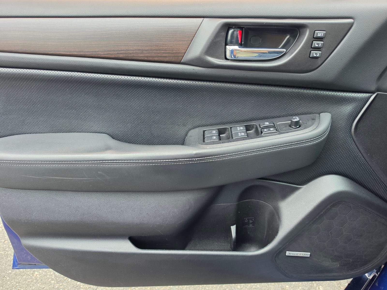 2016 Subaru Legacy photo 19