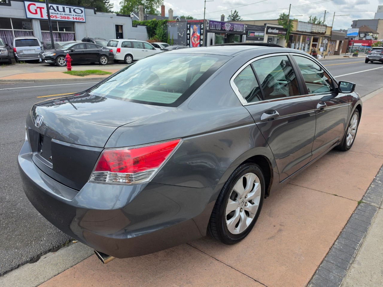 2010 Honda Accord Sedan photo 7
