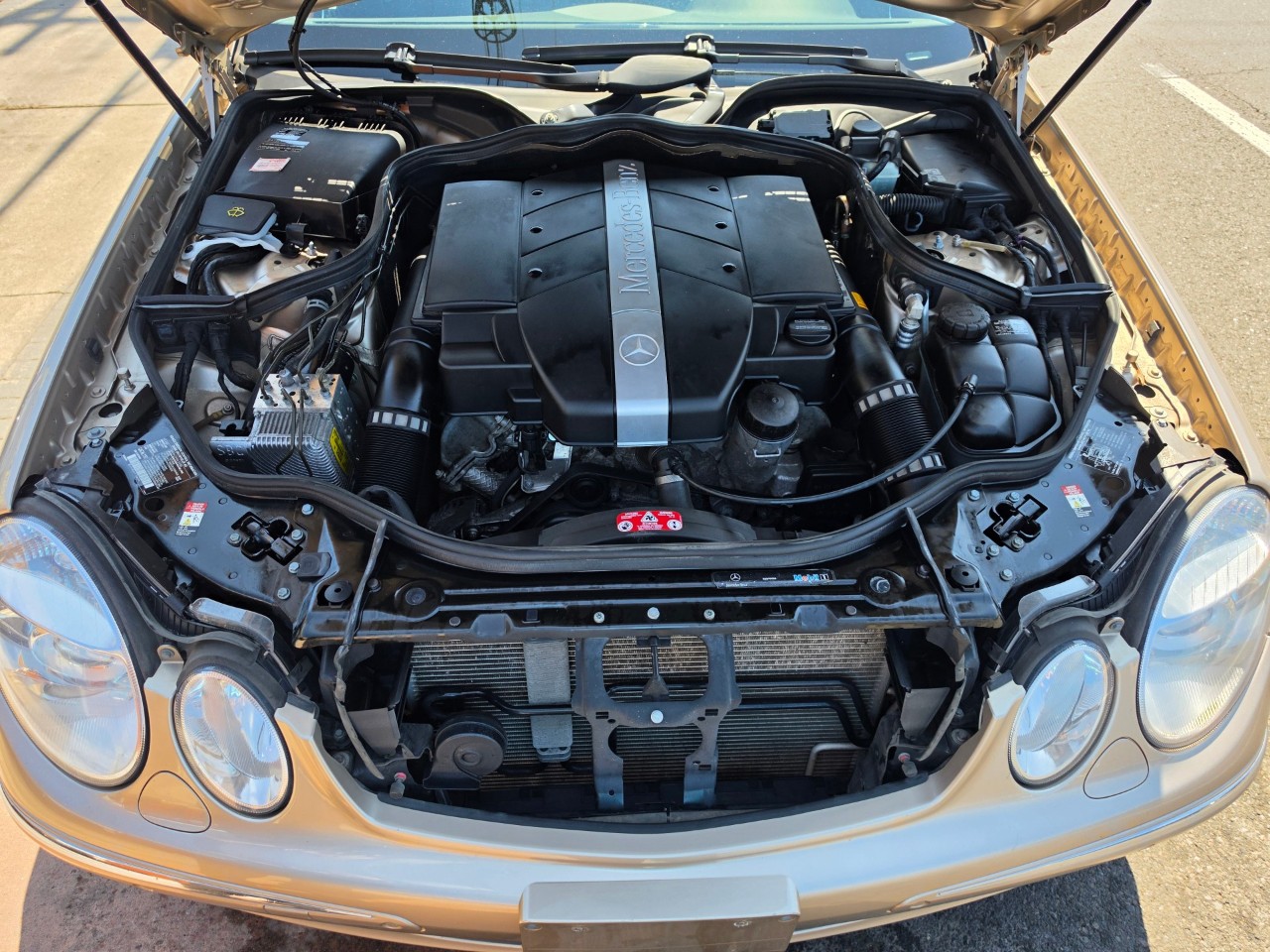 2003 Mercedes-Benz E-Class photo 21