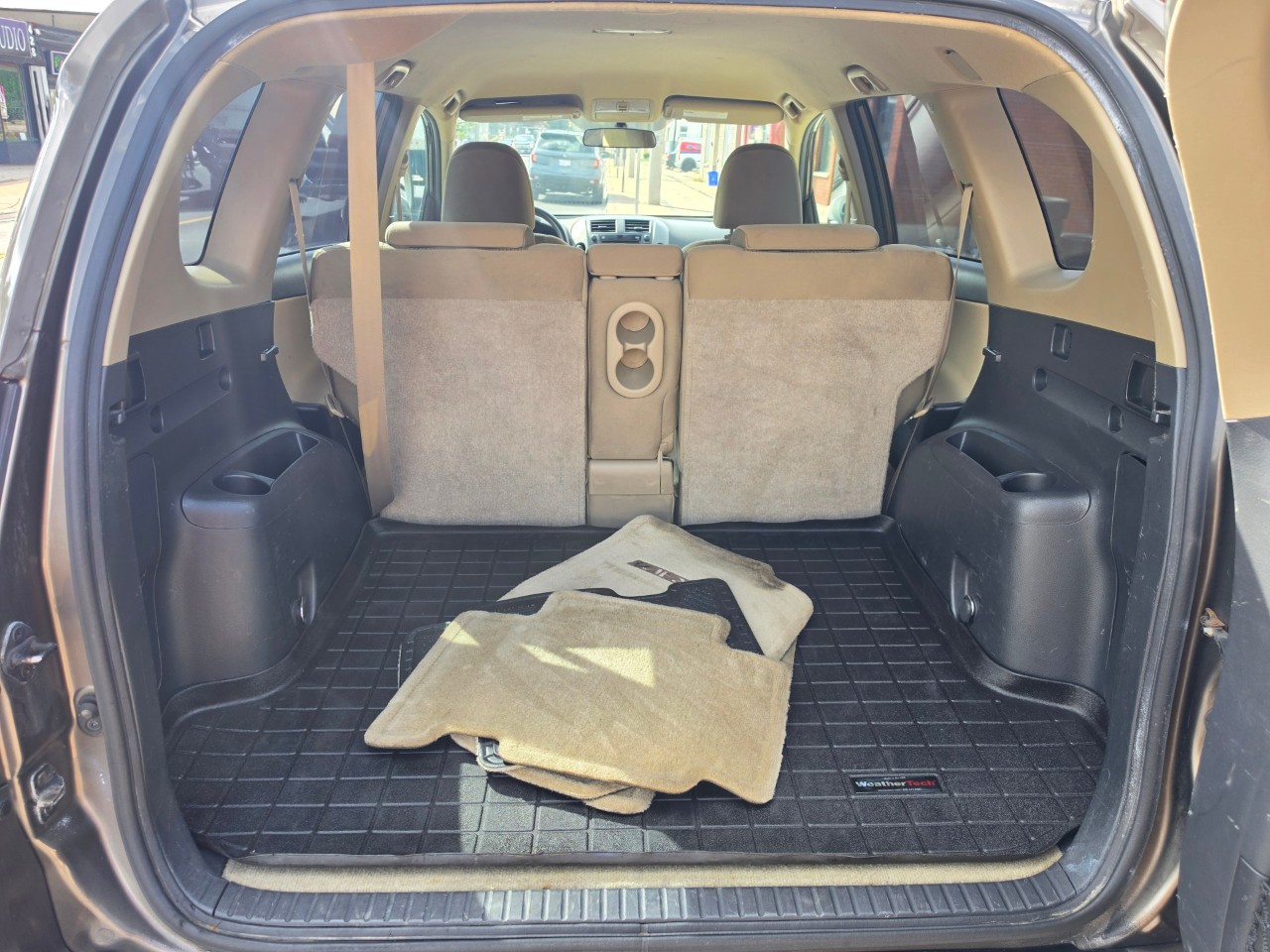 2010 Toyota RAV4 photo 14
