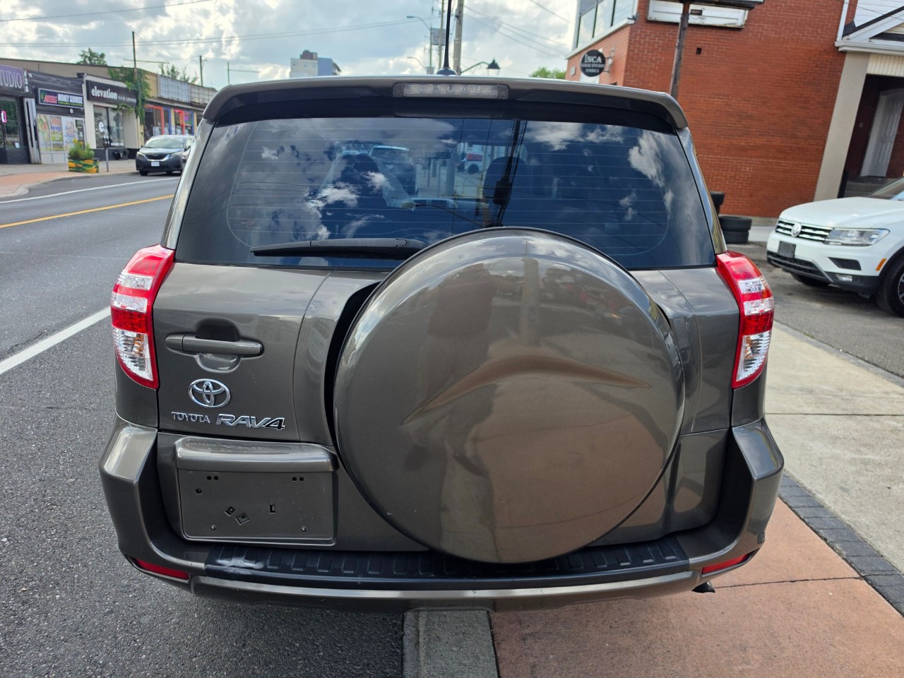 2010 Toyota RAV4 photo 6