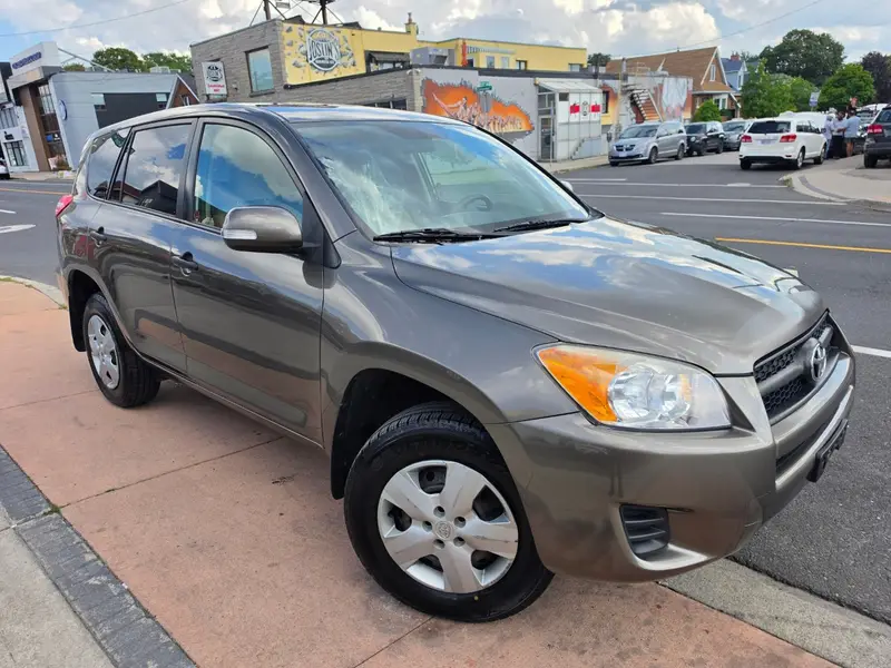 2010 Toyota RAV4 photo 1