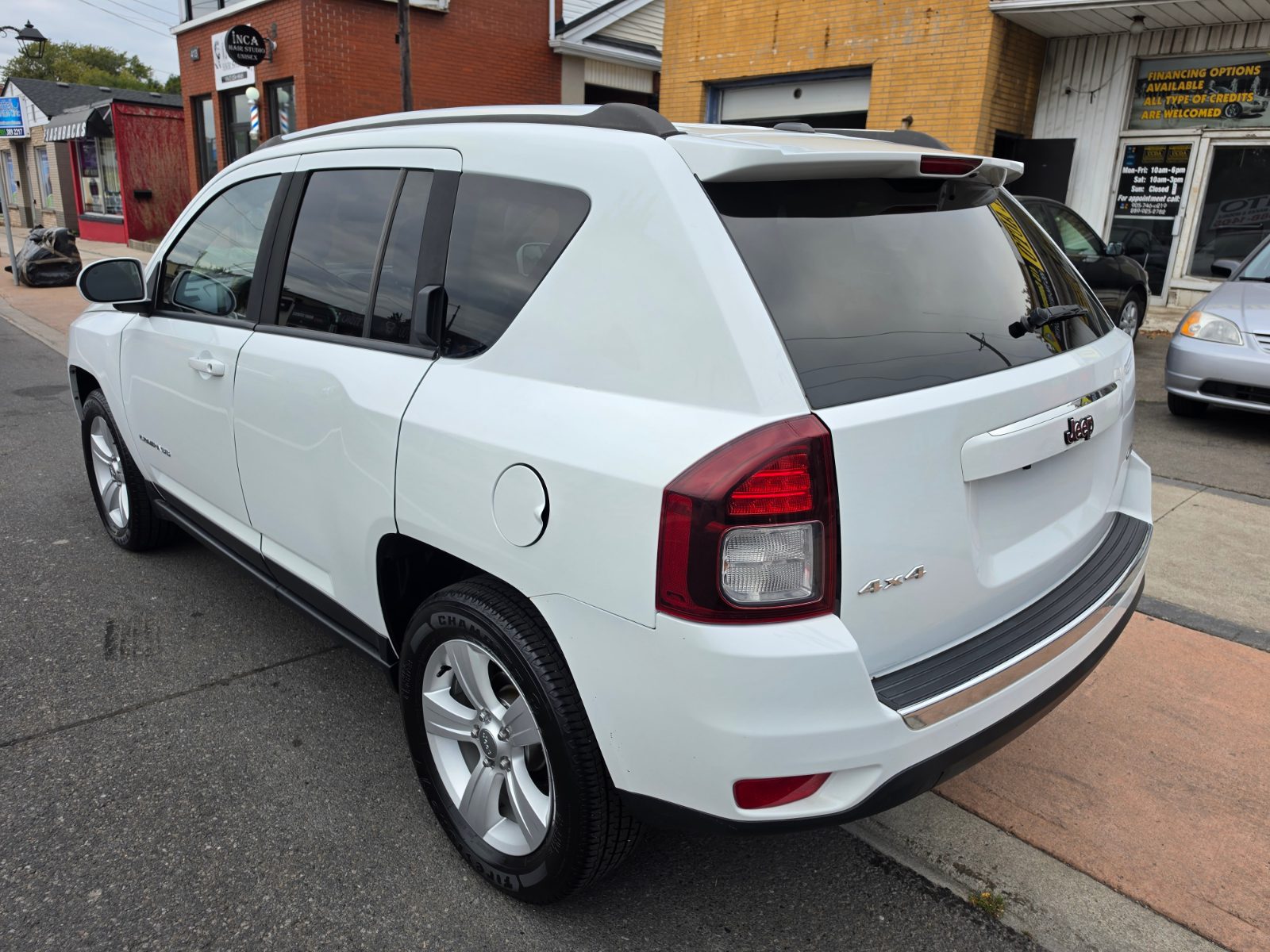 2015 Jeep Compass photo 5