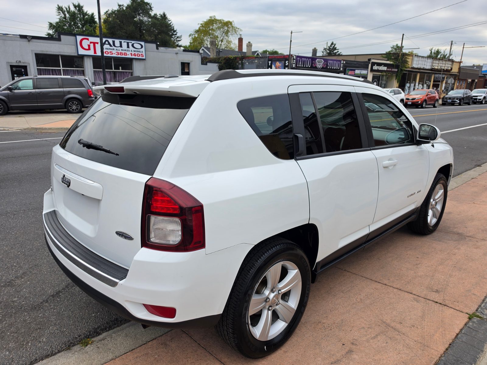 2015 Jeep Compass photo 7