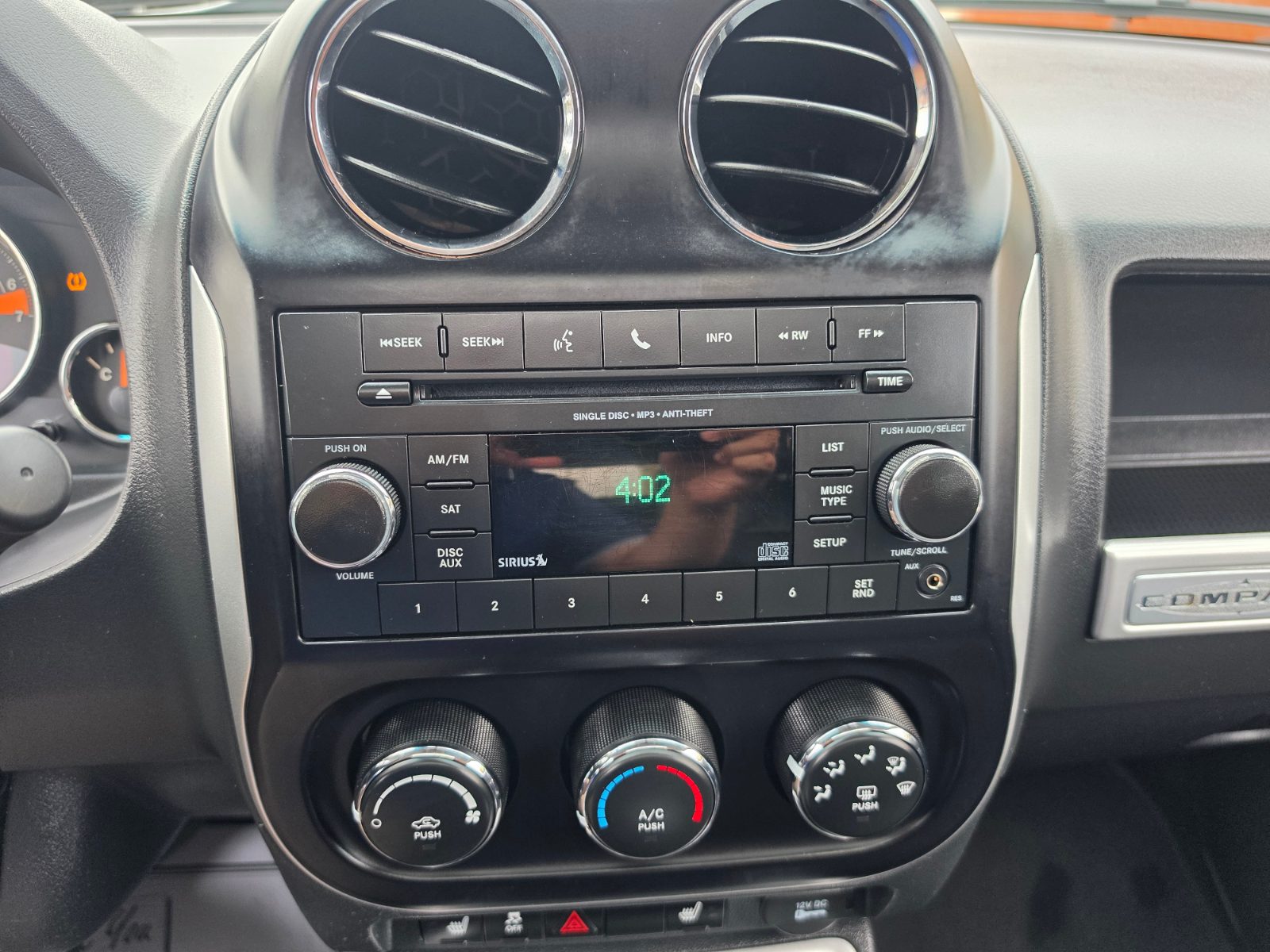 2015 Jeep Compass photo 15