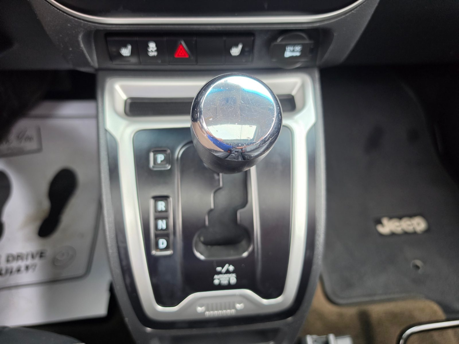 2015 Jeep Compass photo 16