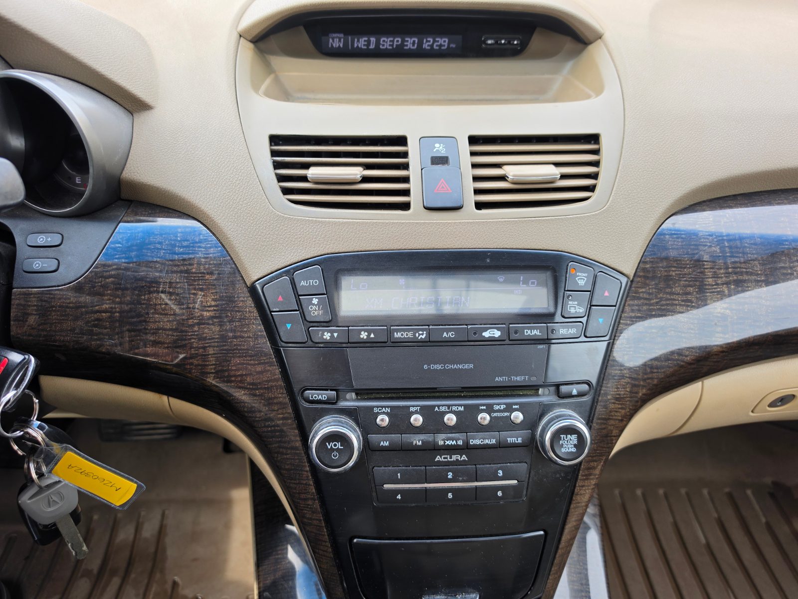 2013 Acura MDX photo 15