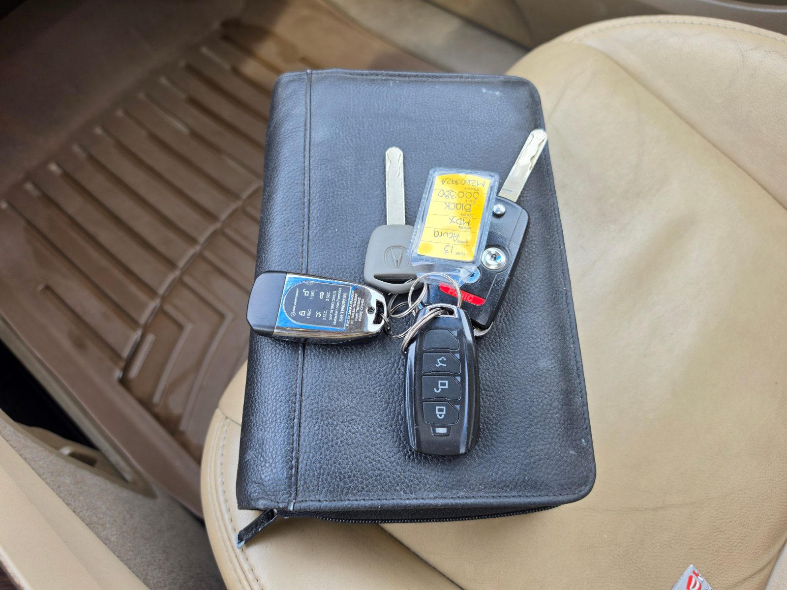 2013 Acura MDX photo 18