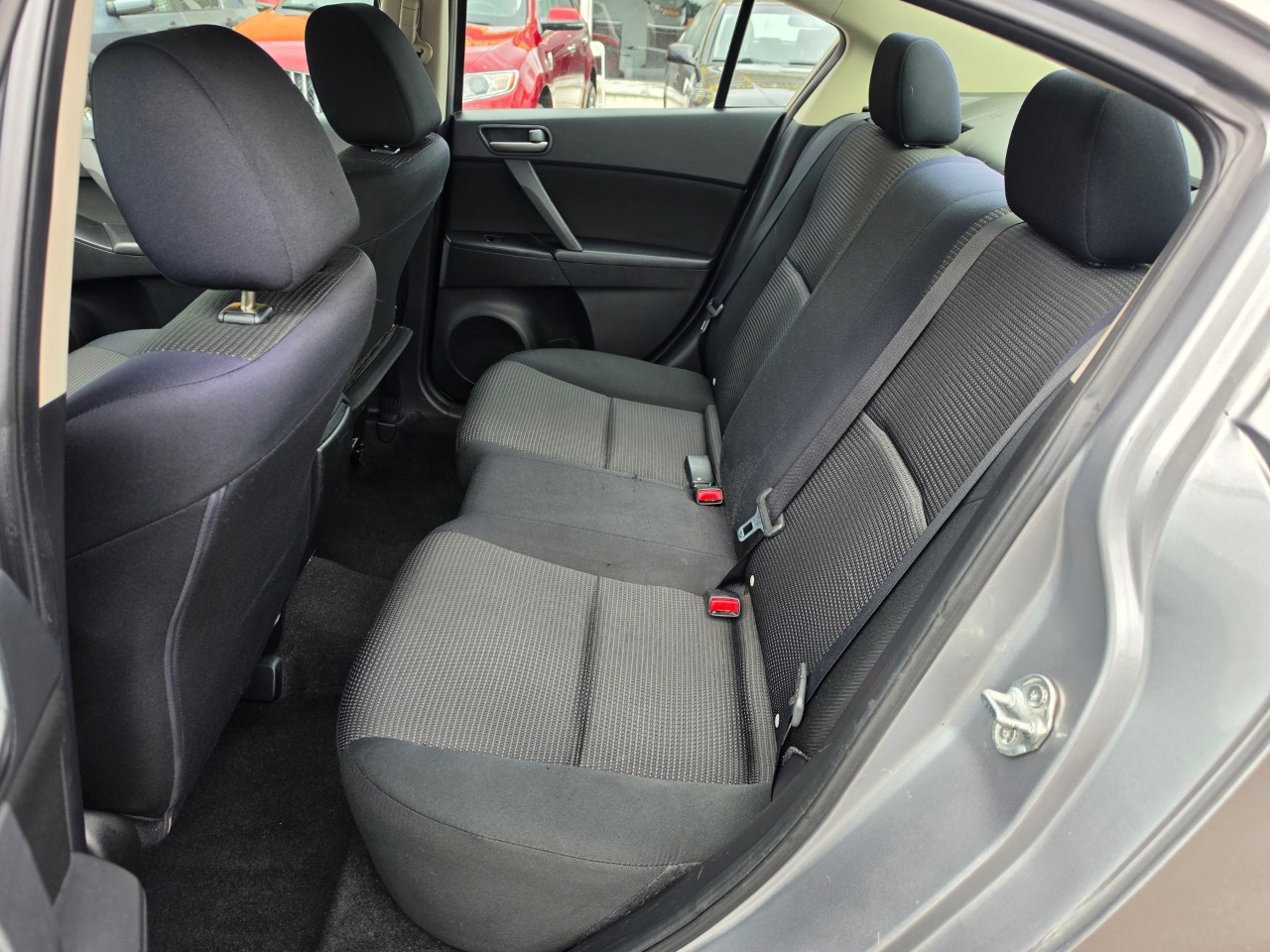 2013 Mazda Mazda3 photo 12