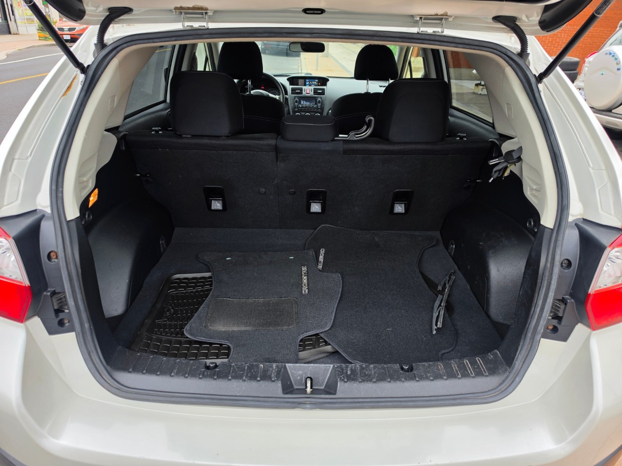 2014 Subaru XV Crosstrek photo 13