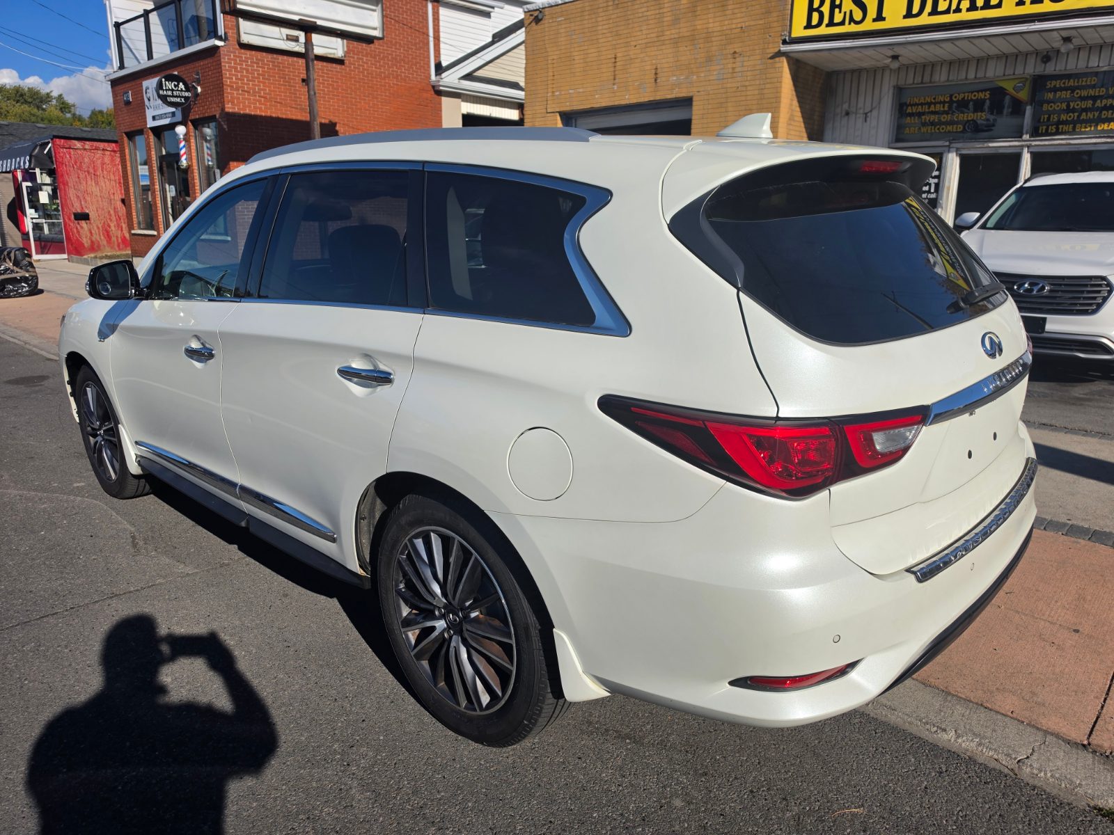2017 INFINITI QX60 photo 5