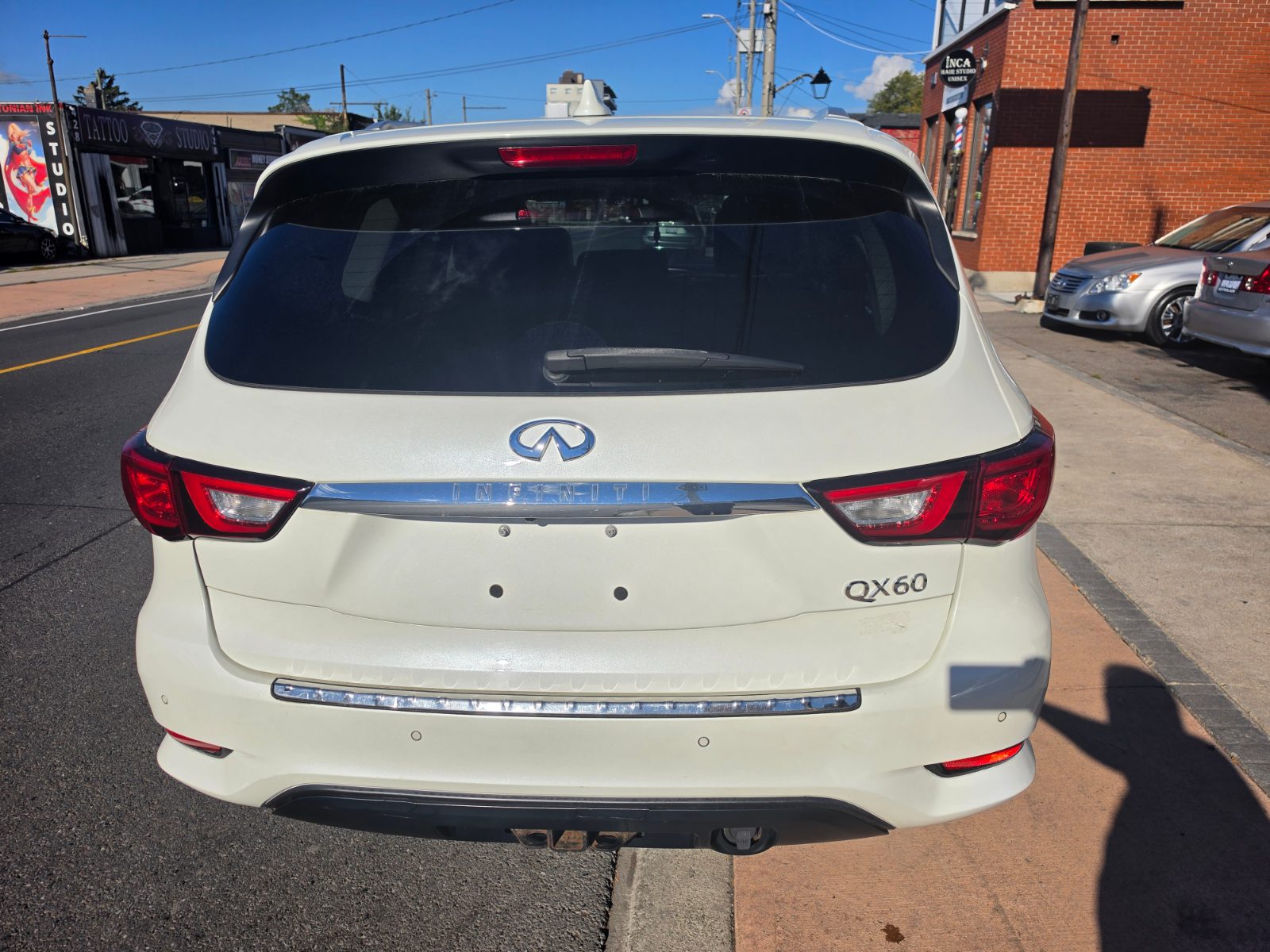 2017 INFINITI QX60 photo 6
