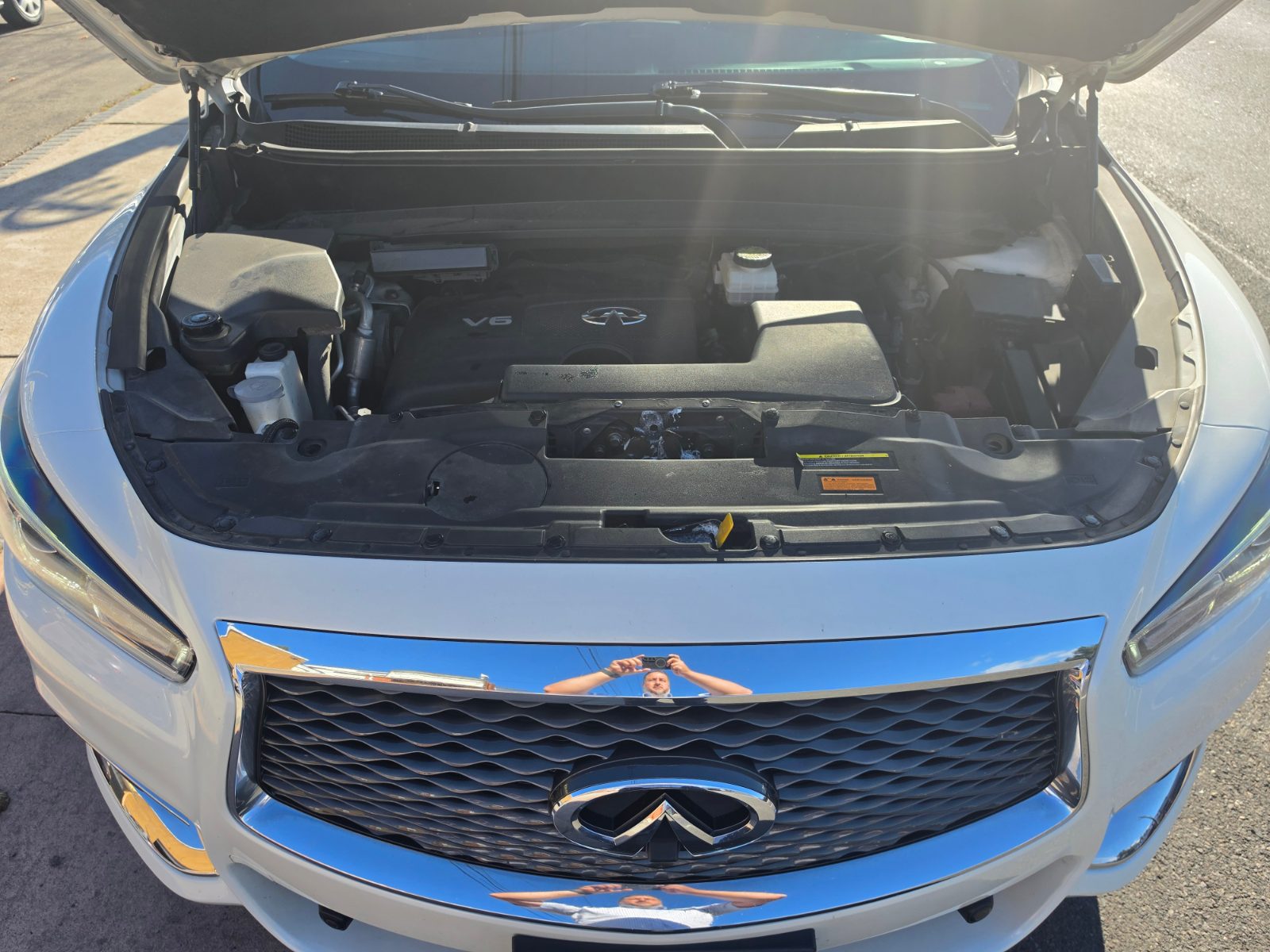 2017 INFINITI QX60 photo 22