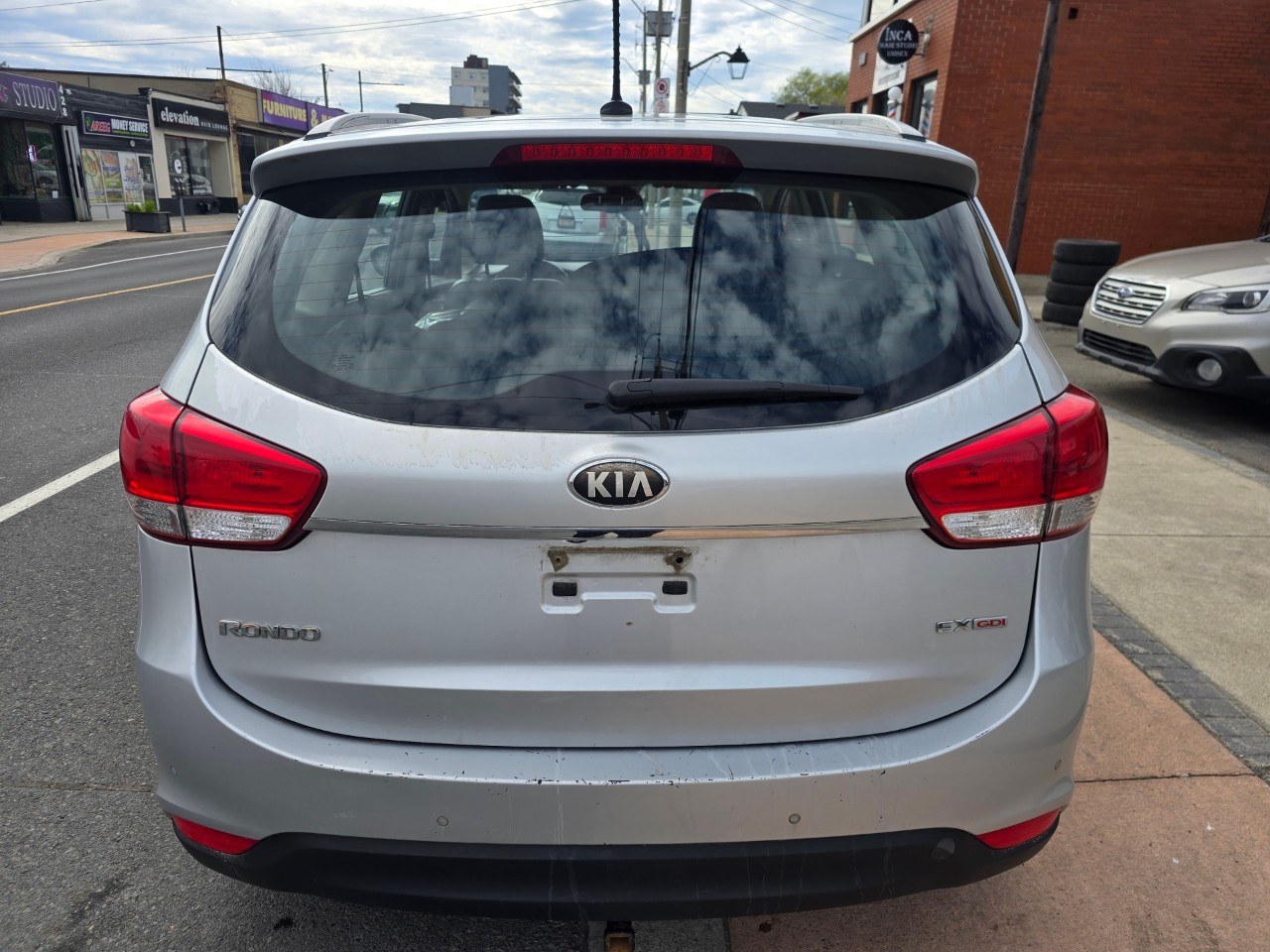 2014 Kia Rondo photo 6