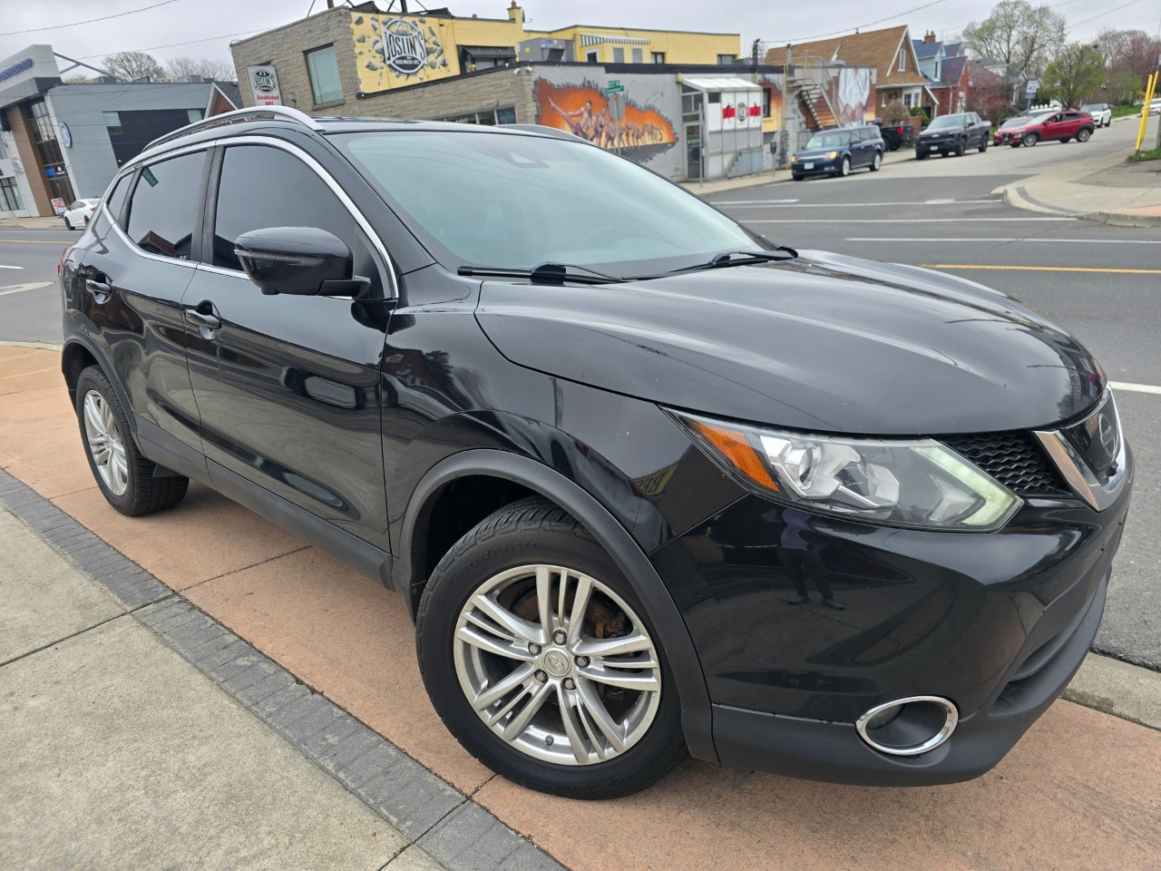 2017 Nissan Qashqai photo 1
