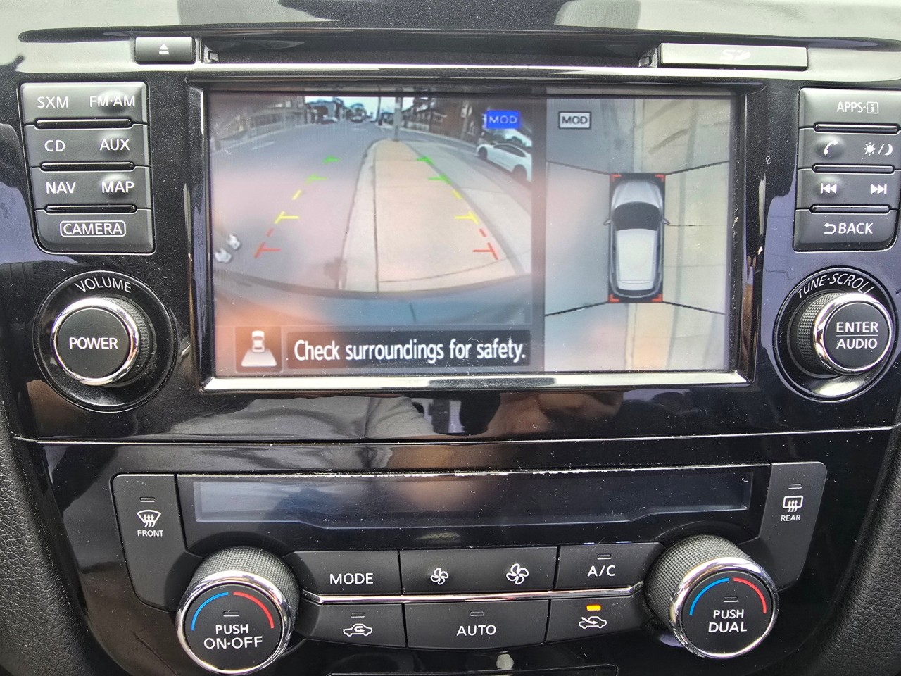 2017 Nissan Qashqai photo 16