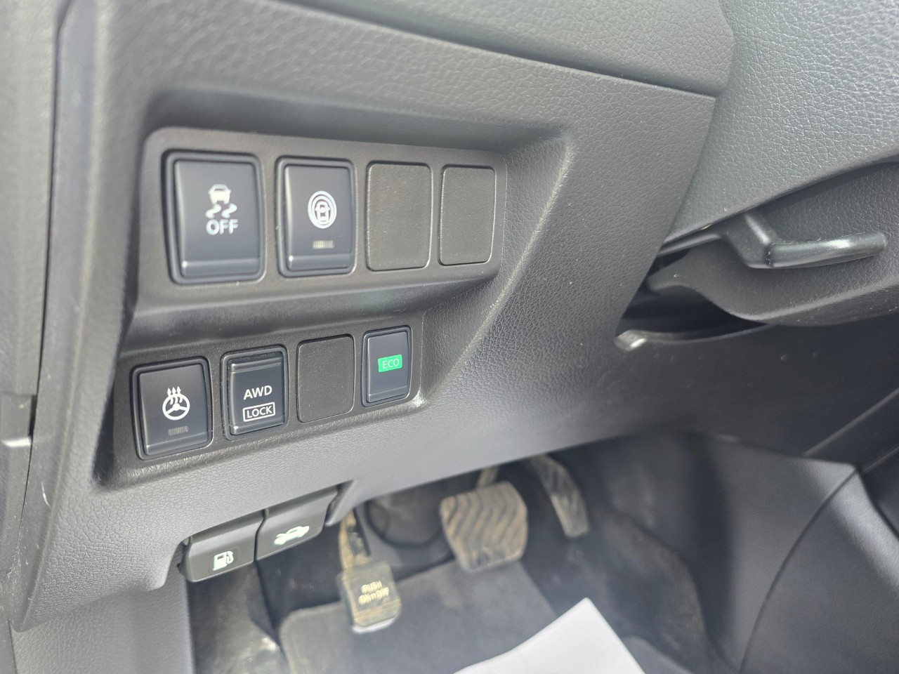 2017 Nissan Qashqai photo 18
